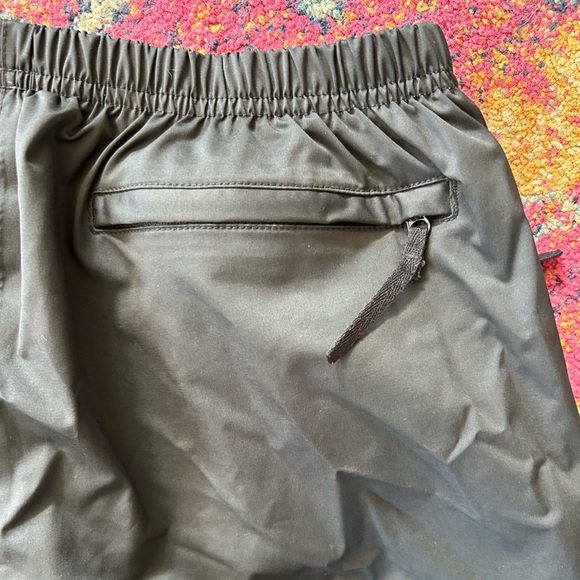 Nike | Women’s Black Nike Golf Storm Fit Pull On Rain Pants, Snap Hem, size M - Picture 3 of 15